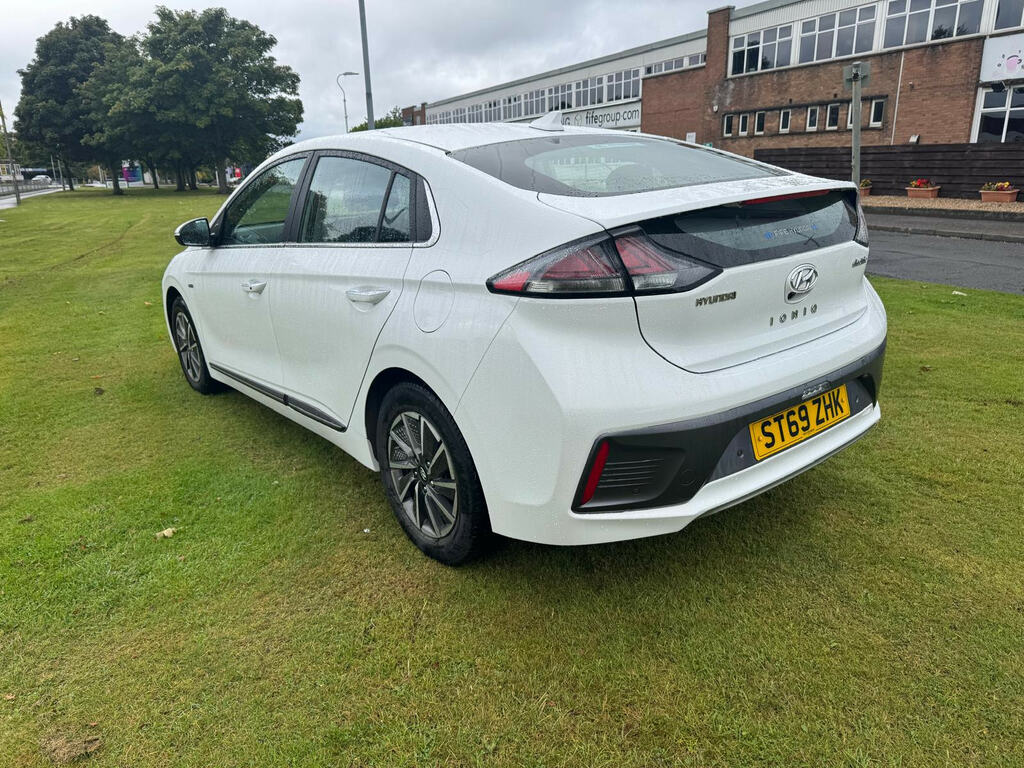 Hyundai Ioniq 38.3Kwh Premium Hatchback 136 P White #3