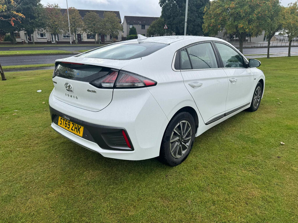 Hyundai Ioniq 38.3Kwh Premium Hatchback 136 P White #4