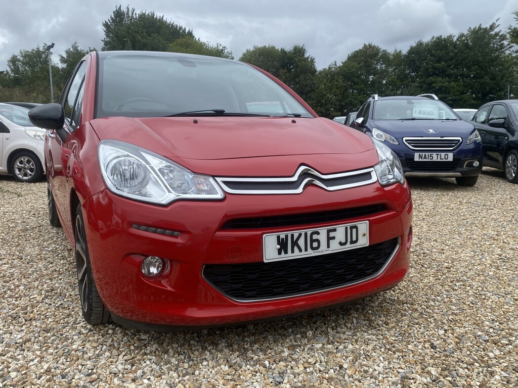 Citroen C3 Hatchback 1.2 Puretech Flair Euro 6 Ss 201 Green #1