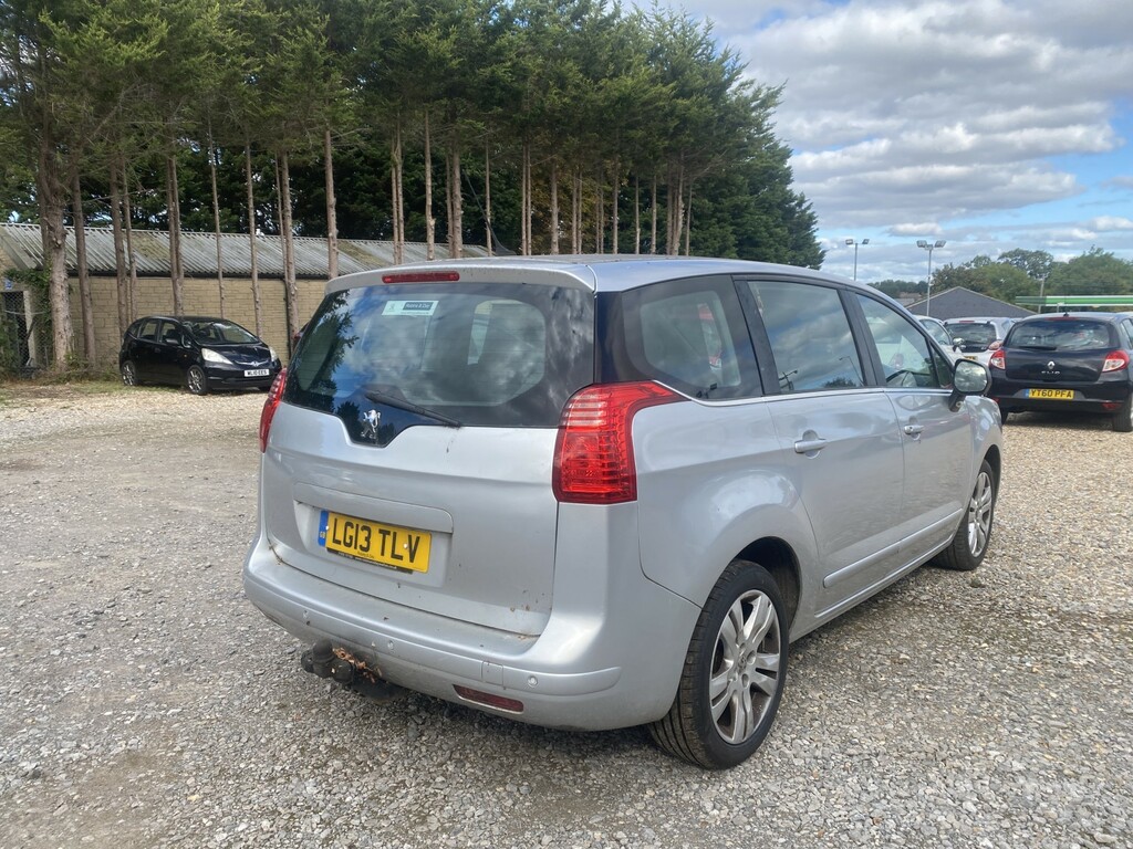 Peugeot 5008 1.6 Hdi Active Silver #3