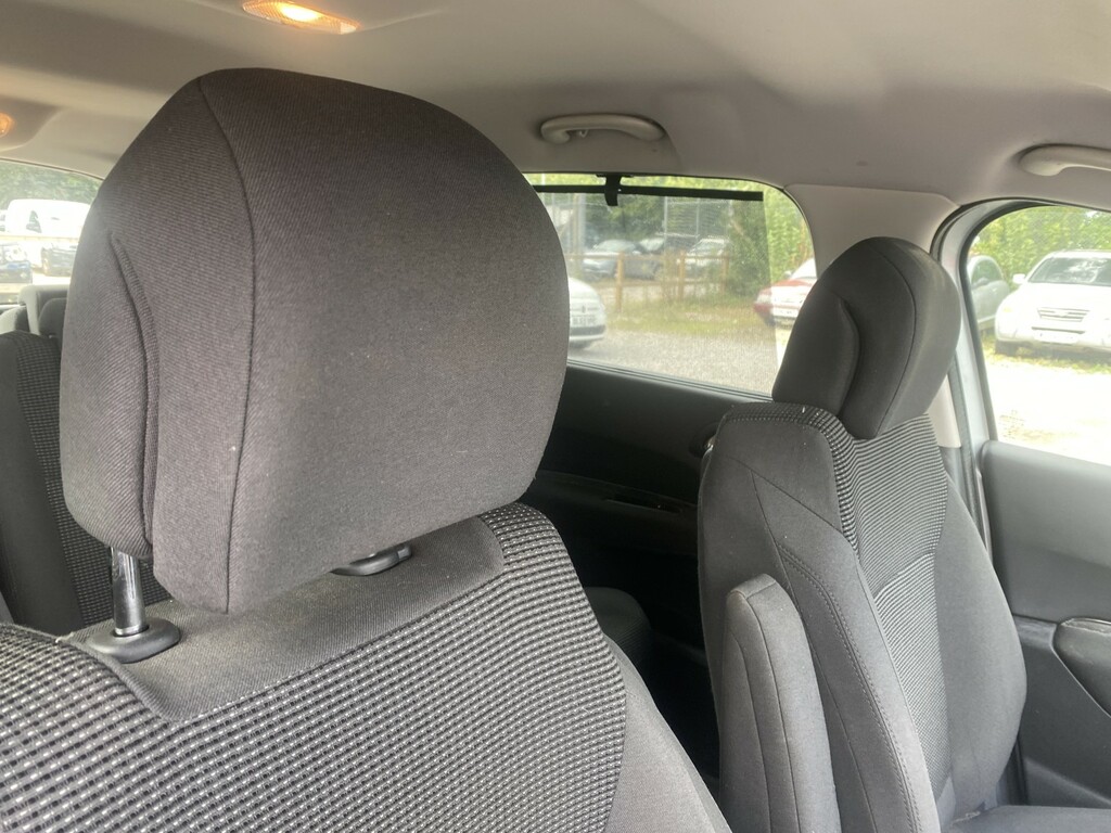 Peugeot 5008 1.6 Hdi Active Silver #6