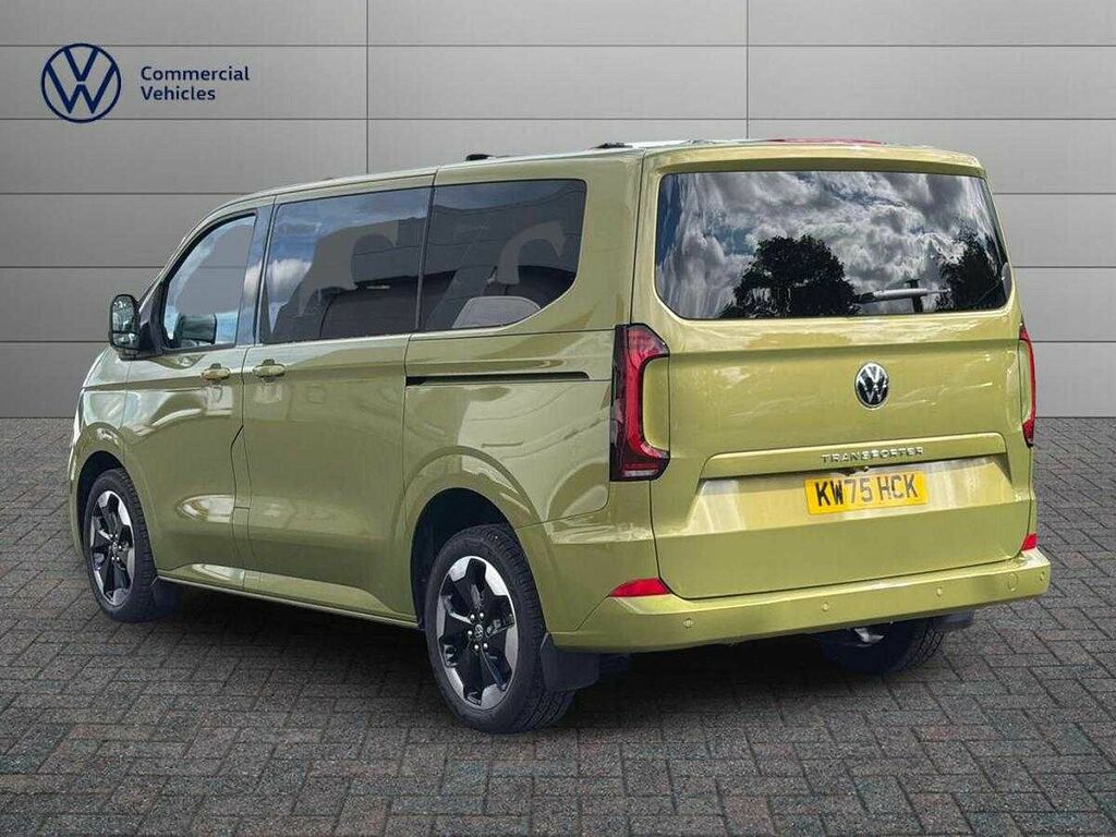 Volkswagen Transporter Shuttle 2.0 Tdi 170Ps Minibus Style Green #3