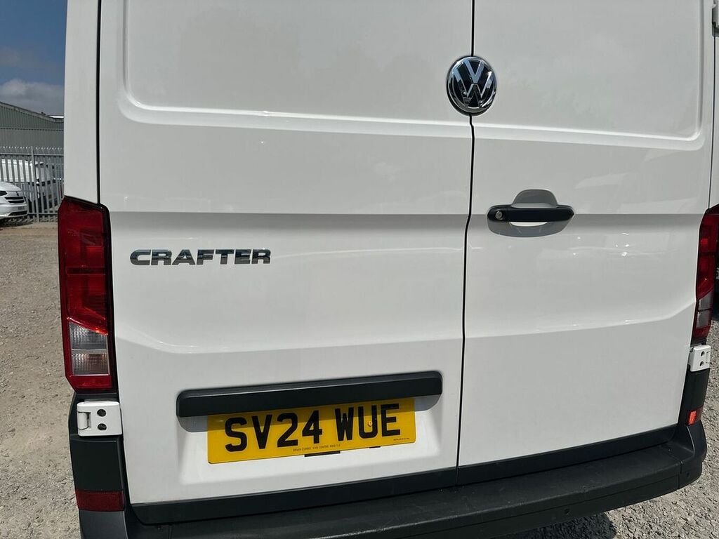 Volkswagen Crafter Cr35 Panel Van Trendline Mwb 177 Ps 2.0 Tdi 8Sp Au Grey #20