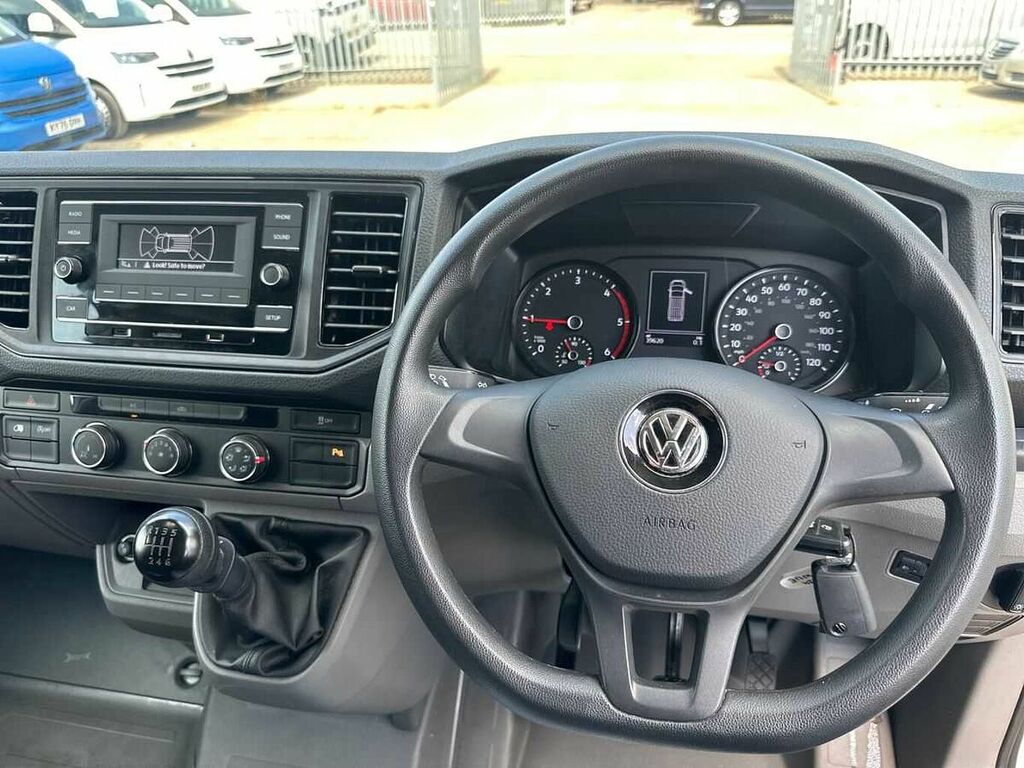 Volkswagen Crafter Cr35 Panel Van Trendline Mwb 177 Ps 2.0 Tdi 8Sp Au Grey #18