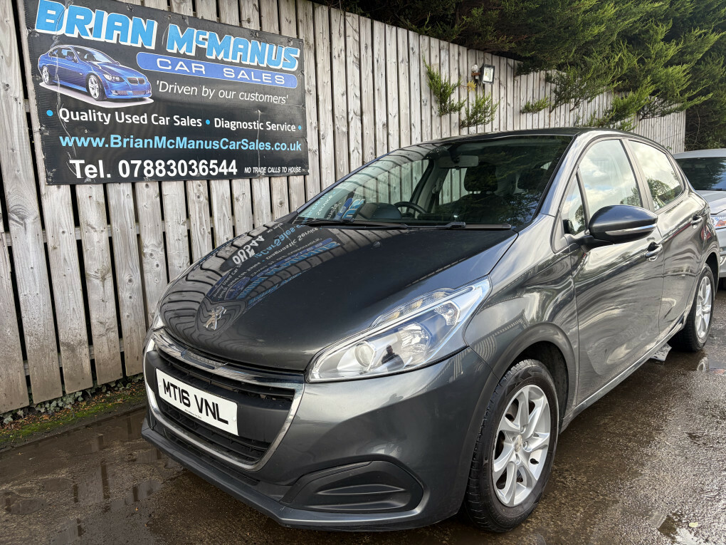 Peugeot 208 Active Blue Hdi #2