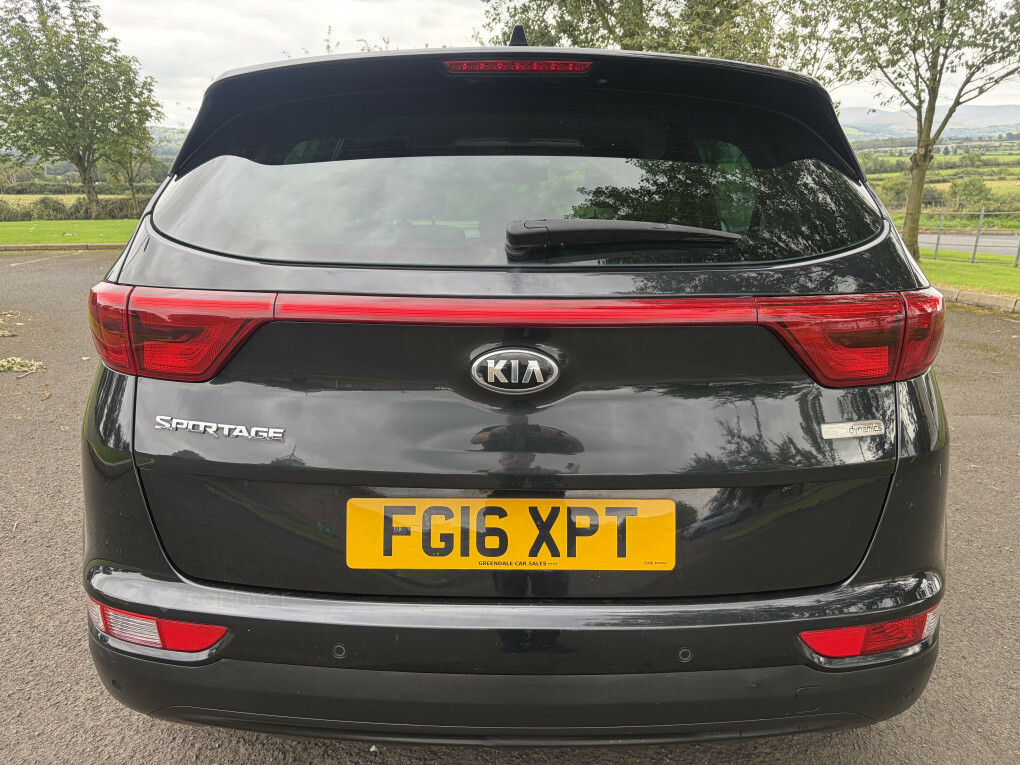 Kia Sportage First Edition White #9