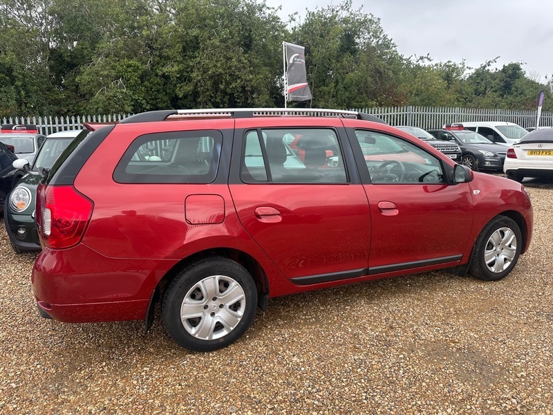 Dacia Logan 0.9 Tce Laureate Euro Red #5