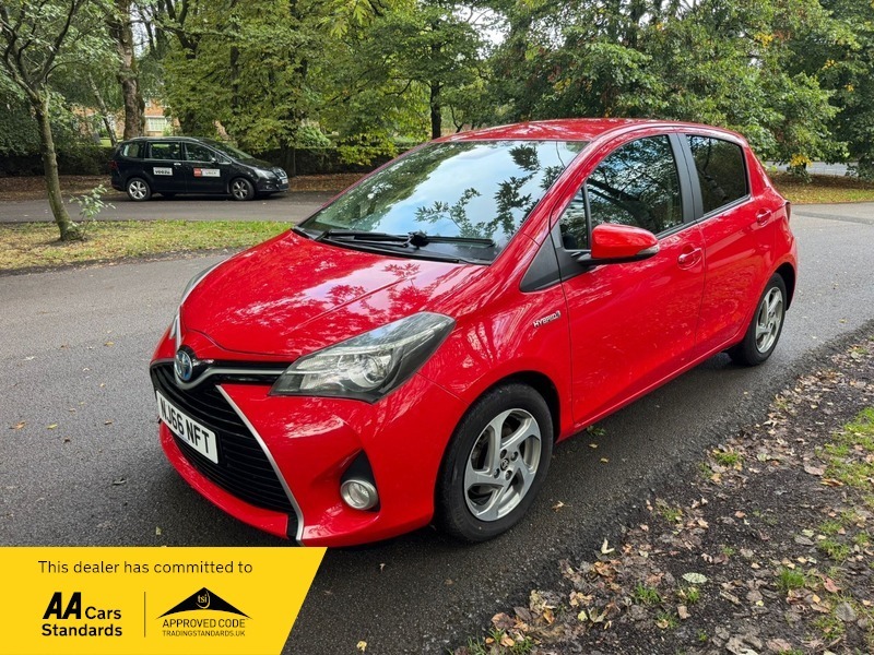 Toyota Yaris Vvt-i Icon M-drive S Red
