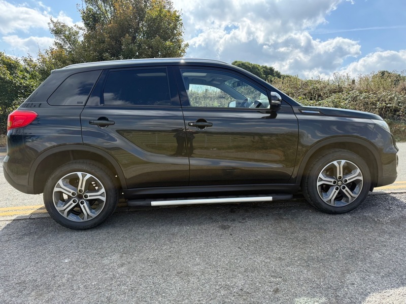 Suzuki Vitara Sz5 Black #6