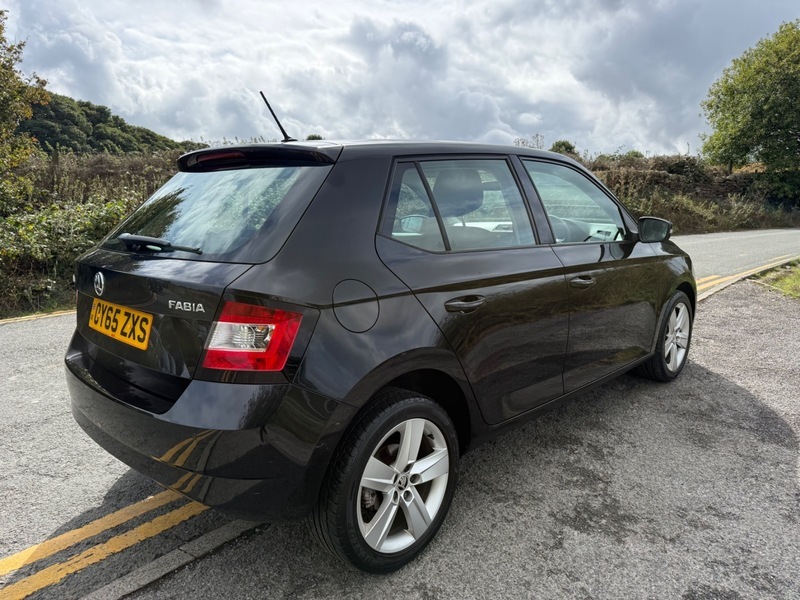 Skoda Fabia Hatchback Black #8