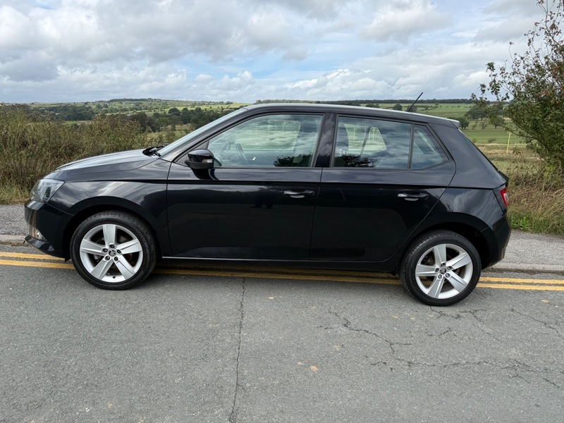 Skoda Fabia Se L Tsi Black #6