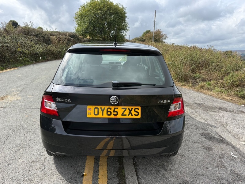 Skoda Fabia Se L Tsi Black #4