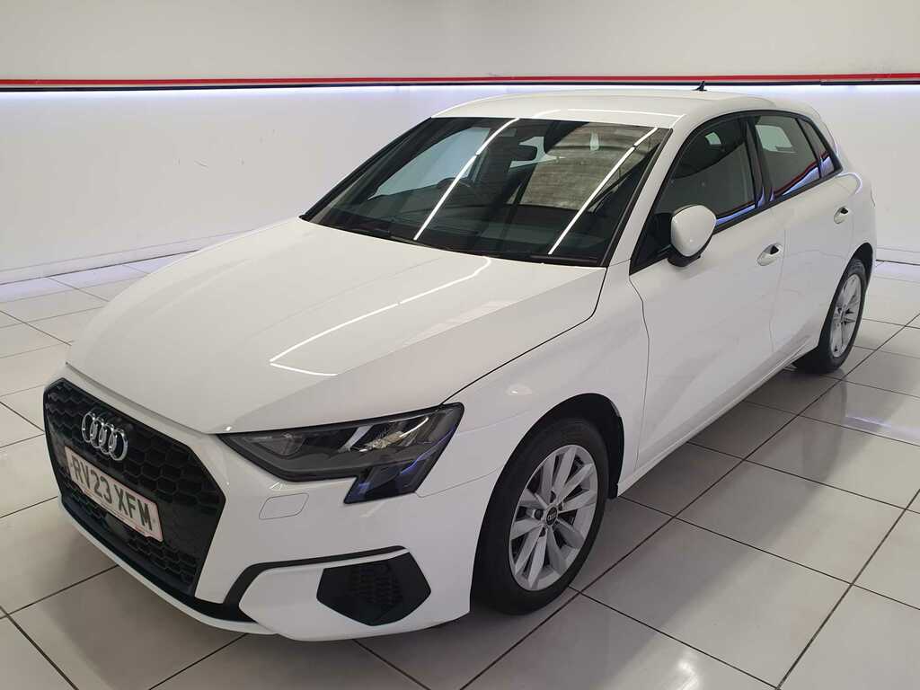 Audi A3 1.0 Tfsi 30 Technik Sportback RV23XFM White #3