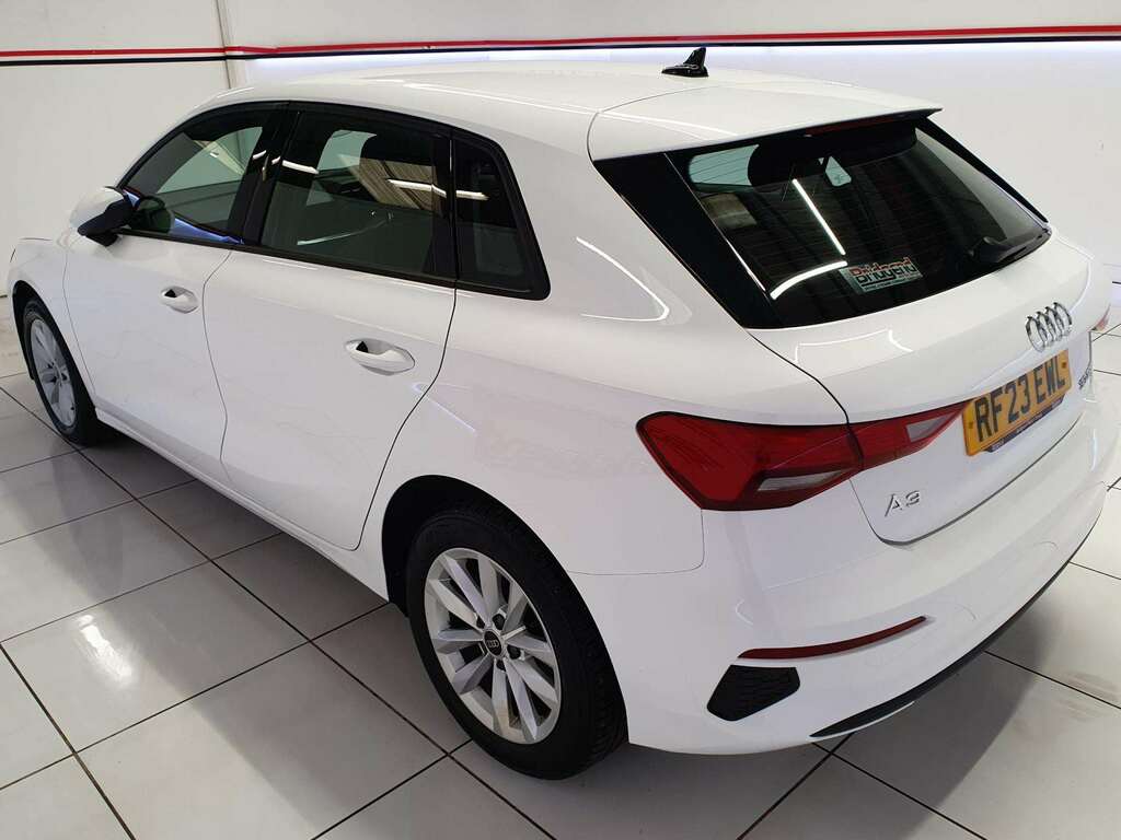 Audi A3 1.0 Tfsi 30 Technik Sportback White #4