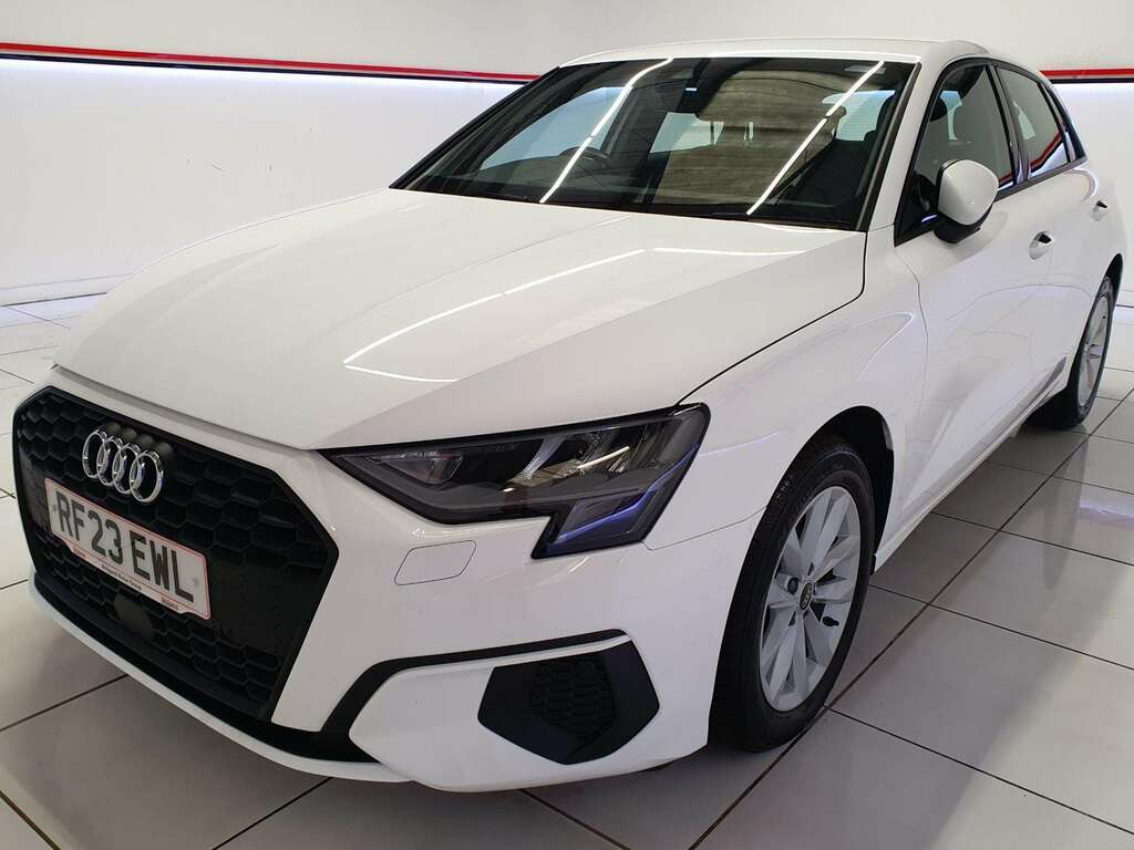 Audi A3 1.0 Tfsi 30 Technik Sportback White #3