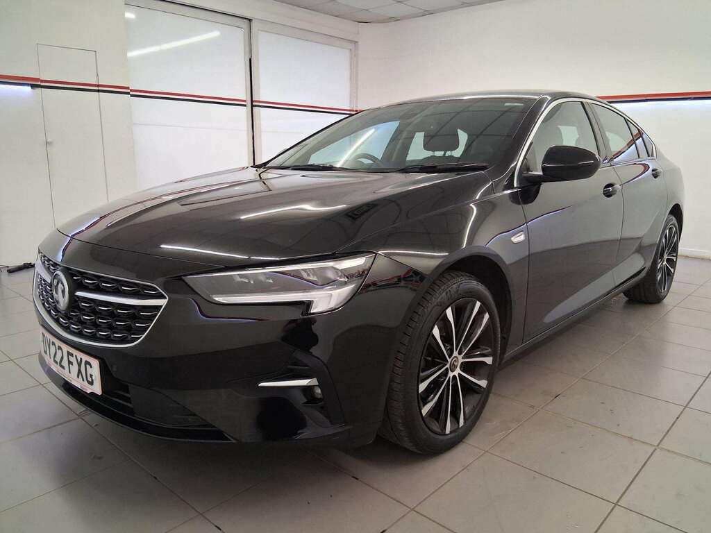 Vauxhall Insignia 1.5 Turbo D Se Edition Grand Sport Black #3