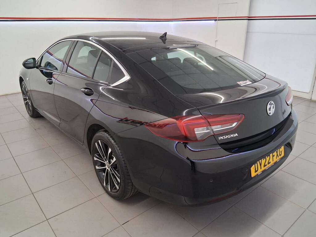 Vauxhall Insignia 1.5 Turbo D Se Edition Grand Sport Black #4