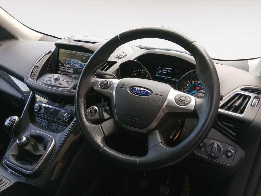 Ford Kuga 2.0 Tdci Titanium White #5