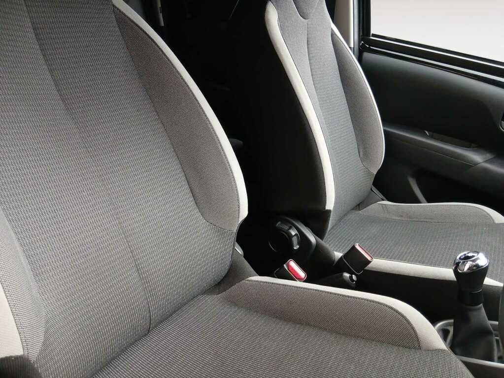 Toyota Aygo 1.0 Vvt-i X-trend Hatchback Grey #3