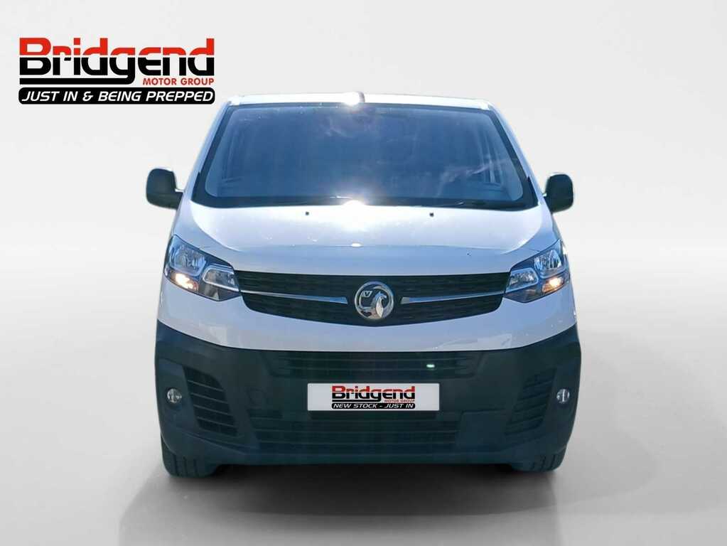 Vauxhall Vivaro 1.5L Edition L Black #1