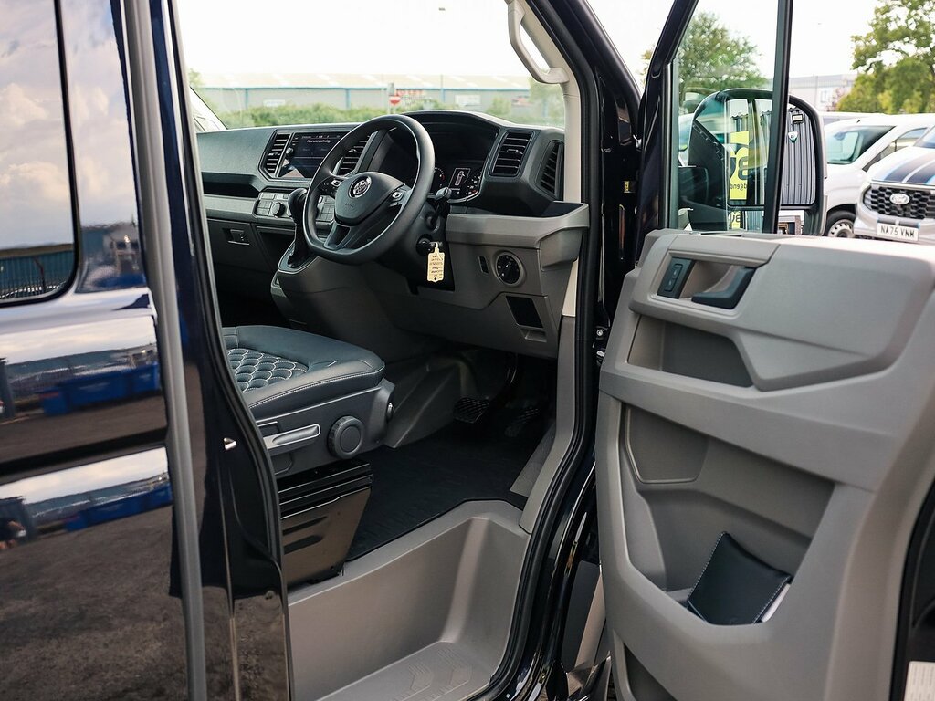 Volkswagen Crafter Panel Van Startline Mwb 140 Ps Silver #8