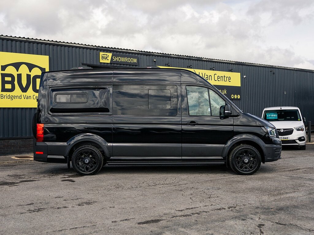 Volkswagen Crafter Cr35 2.0 Tdi 140 Bhp Mwb Trendline 4 Berth Camperv Black #4