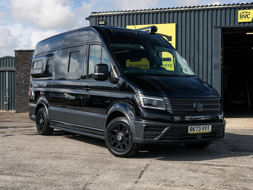 Volkswagen Crafter Cr35 2.0 Tdi 140 Bhp Mwb Trendline 4 Berth Camperv Black #3