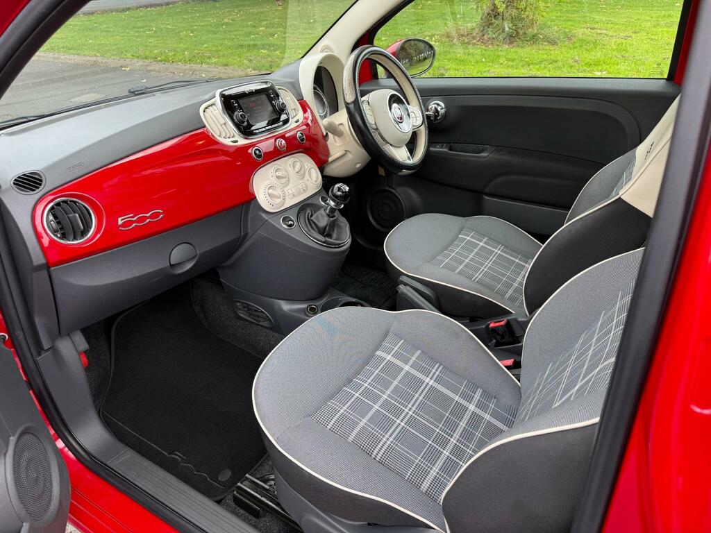 Fiat 500 Lounge Red #4