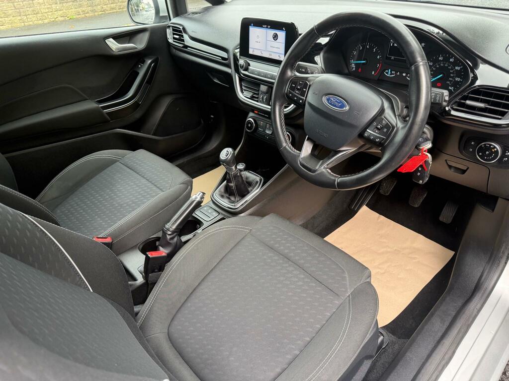 Ford Fiesta Zetec SM18KXJ Silver #6