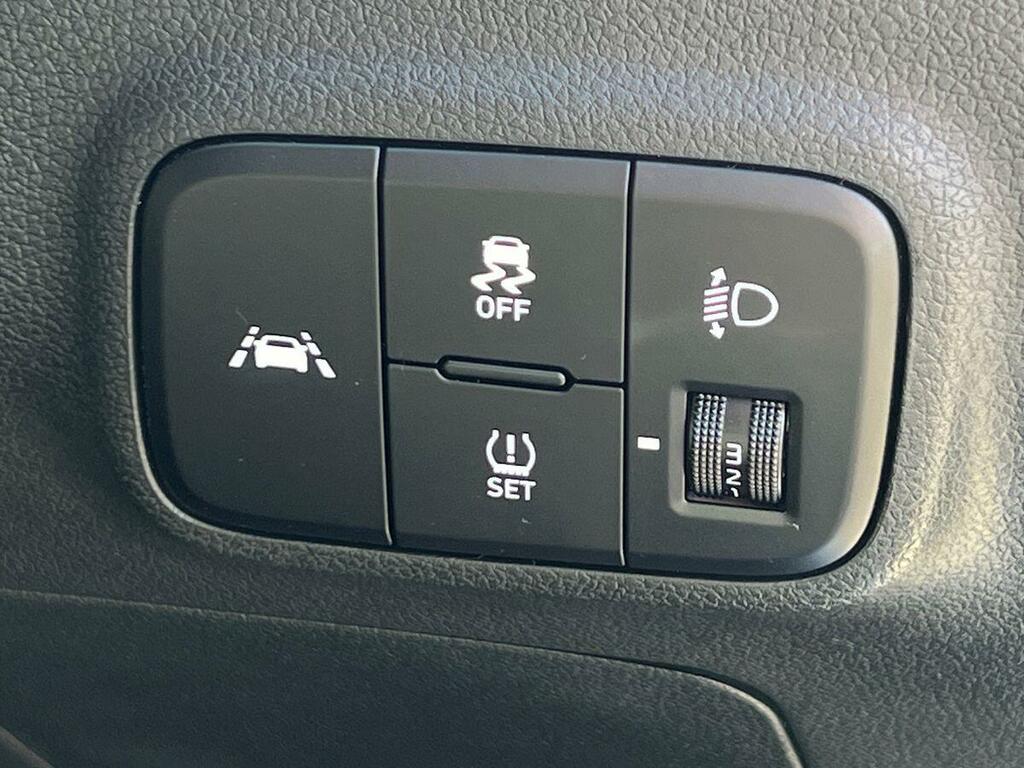 Hyundai I10 Hatchback  #22