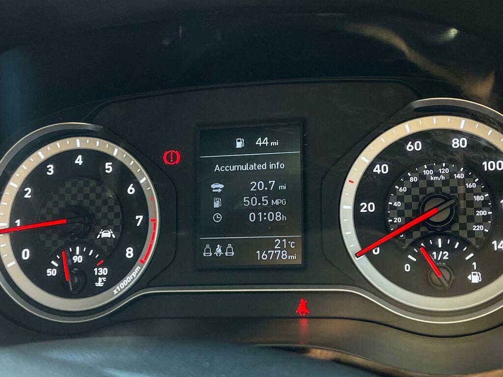 Hyundai I10 Hatchback  #14