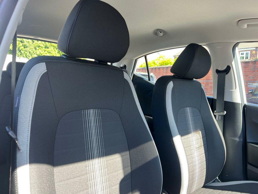 Hyundai I10 Hatchback  #20