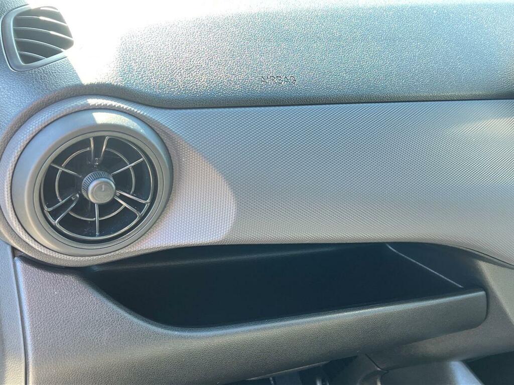 Hyundai I10 Hatchback  #36