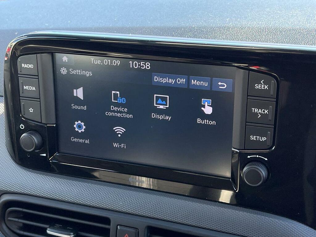 Hyundai I10 Hatchback  #50