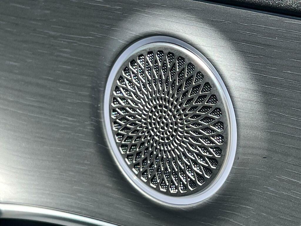Chery Tiggo 8 1.5T Phev Summit Dht White #40