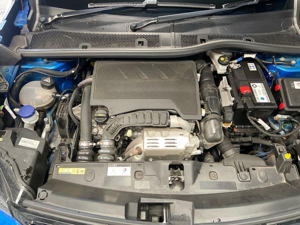 Peugeot 2008 Puretech Active Premium Orange #18