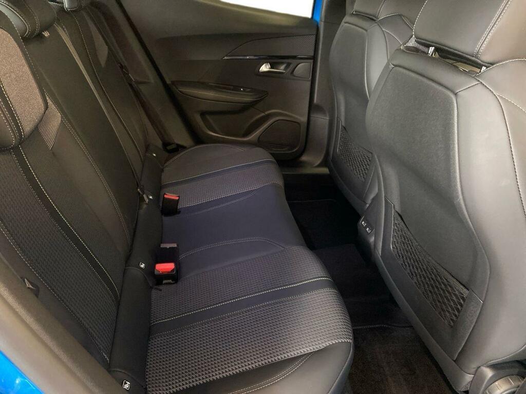 Peugeot 2008 Puretech Active Premium Orange #11