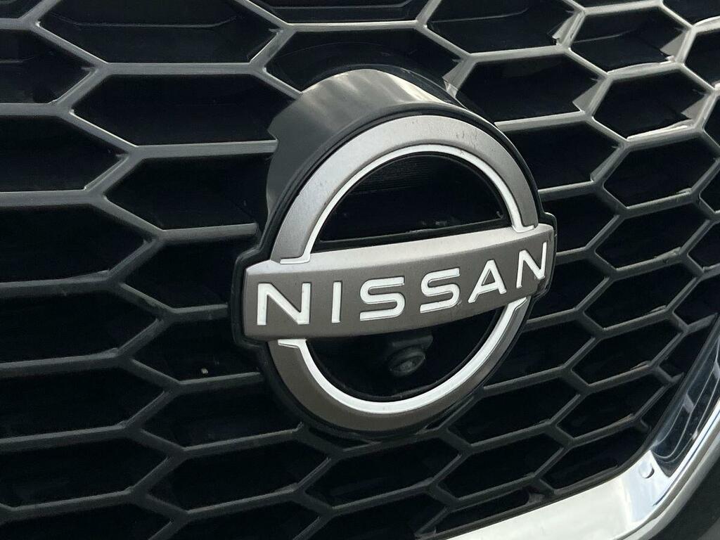 Nissan Juke Tekna Blue #14
