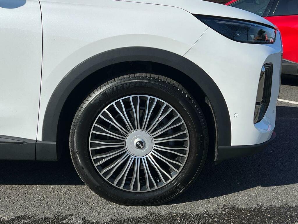 Chery Tiggo 9 1.5T Phev Summit Dht Awd White #18