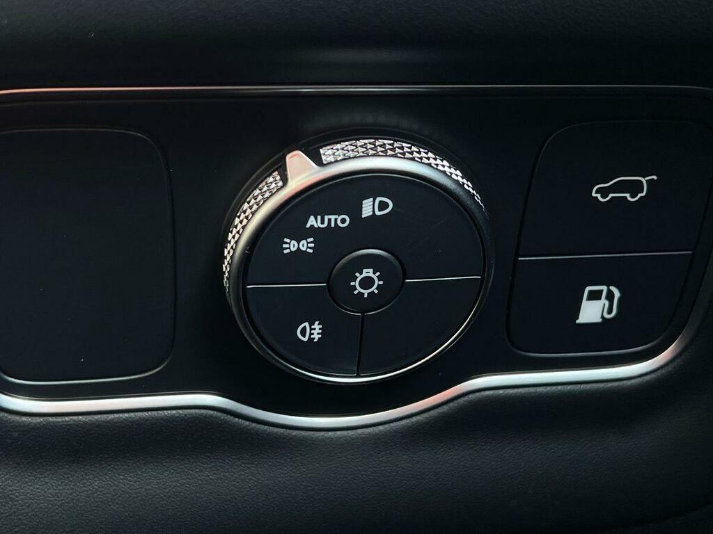 Chery Tiggo 9 1.5T Phev Summit Dht Awd White #37