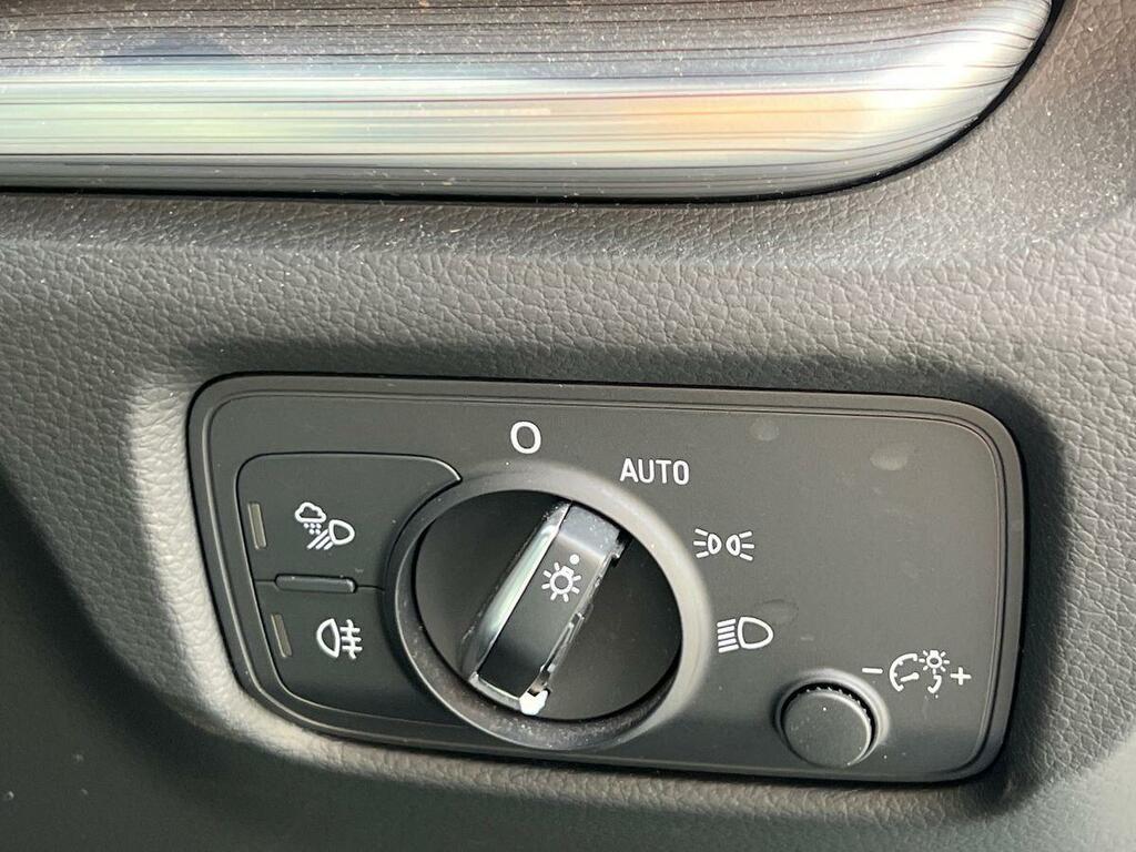 Audi A3 1.5 Tfsi 35 Technik Sportback Eu Grey #15