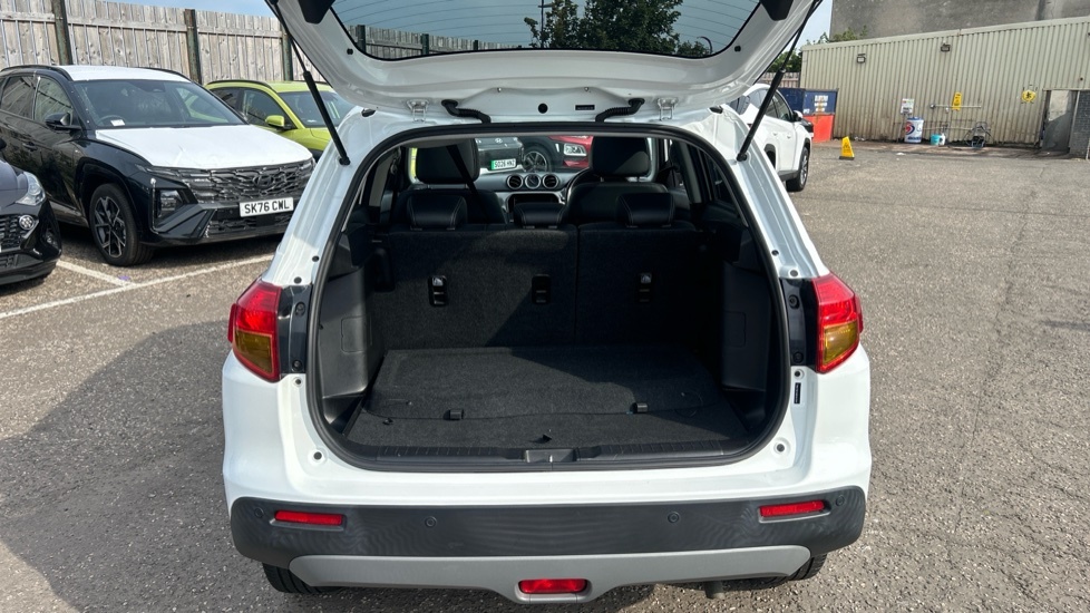 Suzuki Vitara Sz5 White #4