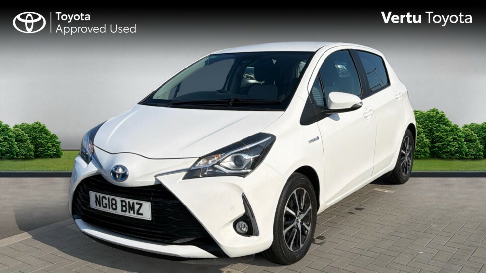 Toyota Yaris Icon Tech NG18BMZ White #3