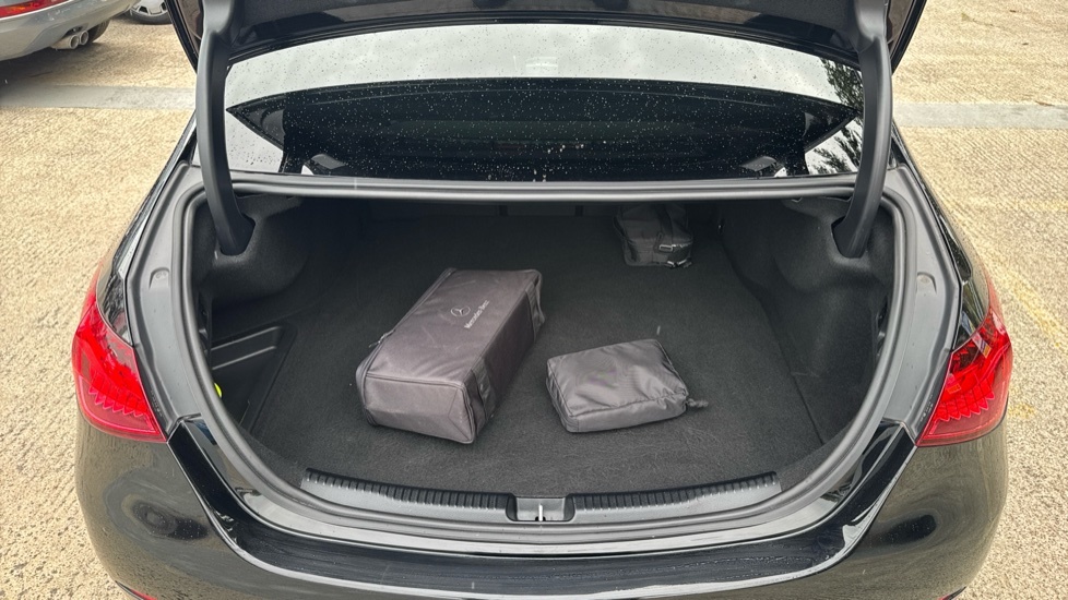 Mercedes-Benz C Class Amg Line OV22XFE Black #4