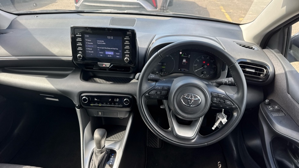 Toyota Yaris Icon Brown #6