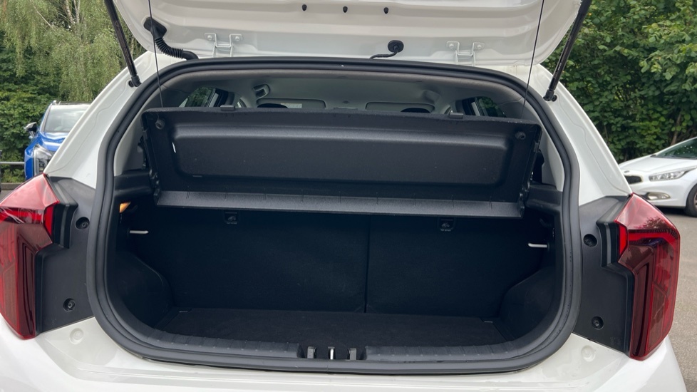 Kia Picanto Gt-line MV75UTL White #4