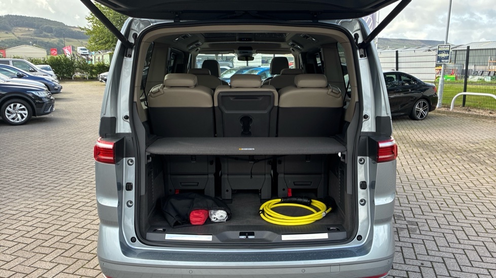 Volkswagen Multivan Style Silver #4