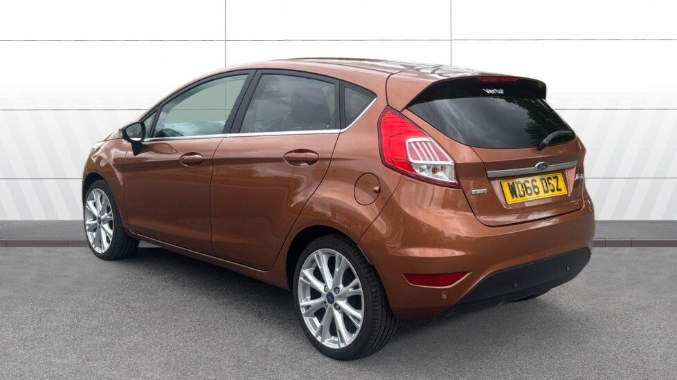 Ford Fiesta Titanium Brown #2