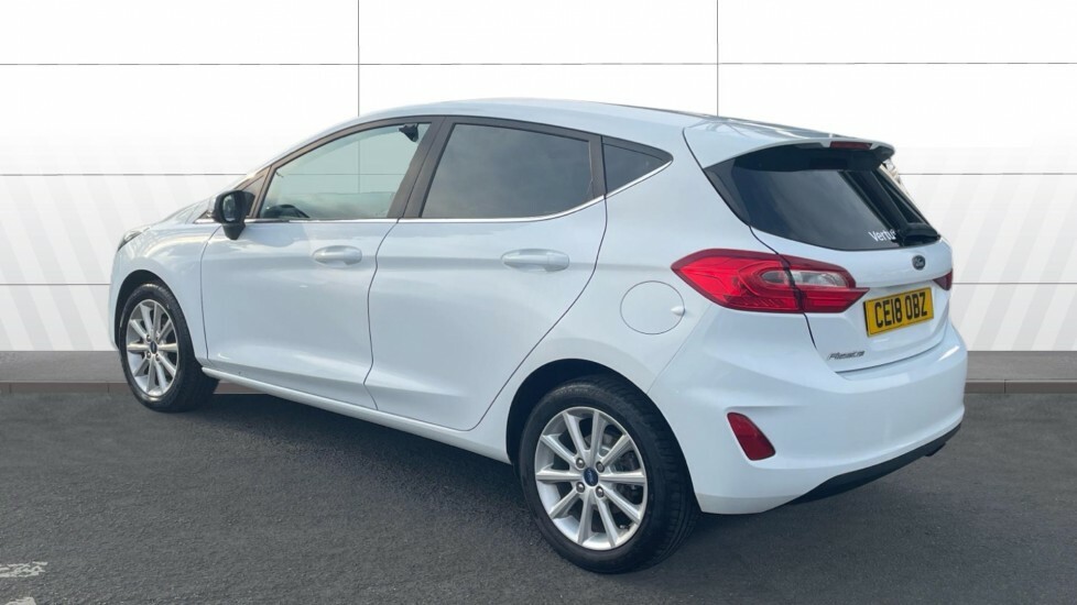 Ford Fiesta Titanium CE18OBZ White #2