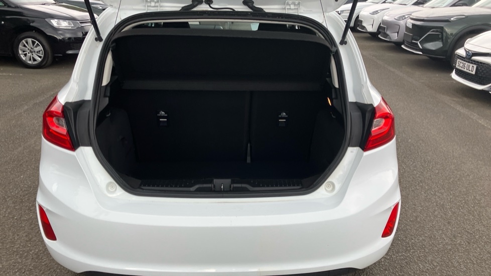 Ford Fiesta Titanium CE18OBZ White #4